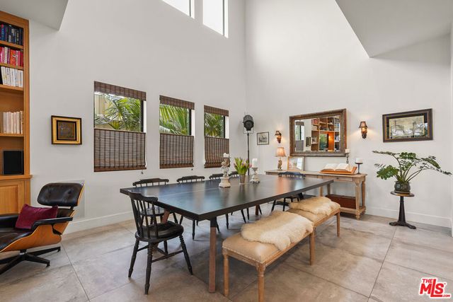 924 Vernon Avenue, Venice, CA 90291