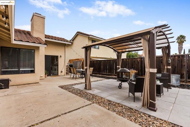 2829 Morro Dr, Antioch, CA 94531