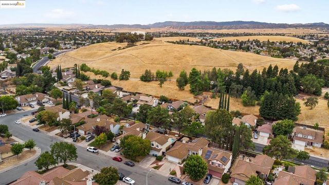 2829 Morro Dr, Antioch, CA 94531