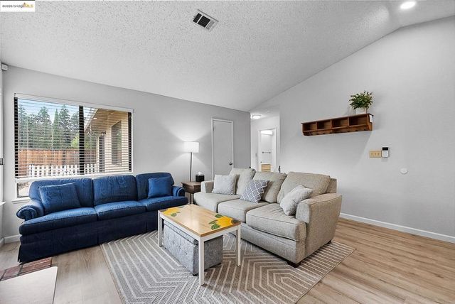 2829 Morro Dr, Antioch, CA 94531