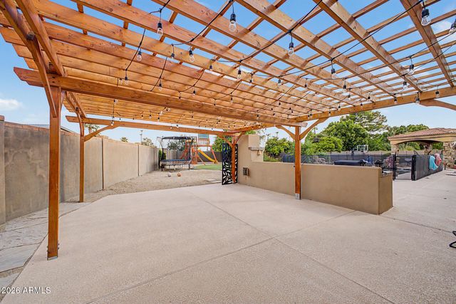 6921 E VOLTAIRE Avenue, Scottsdale, AZ 85254