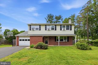 1421 CATHYS LN, North Wales, PA 19454