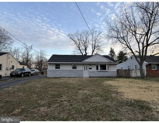 154 PETERSON BLVD, Woodbury, NJ 08096