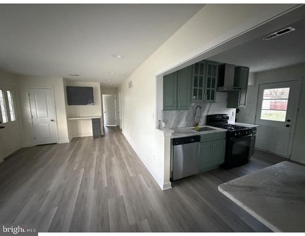 154 PETERSON BLVD, Woodbury, NJ 08096