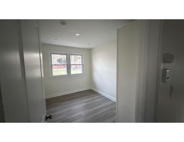 154 PETERSON BLVD, Woodbury, NJ 08096