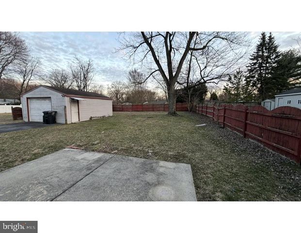 154 PETERSON BLVD, Woodbury, NJ 08096