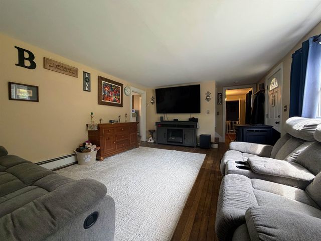 58 Reservoir Road, Springfield, VT 05156