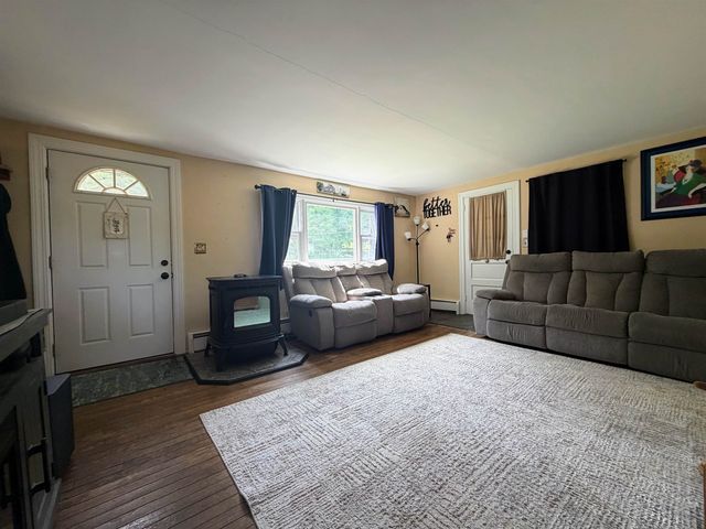 58 Reservoir Road, Springfield, VT 05156