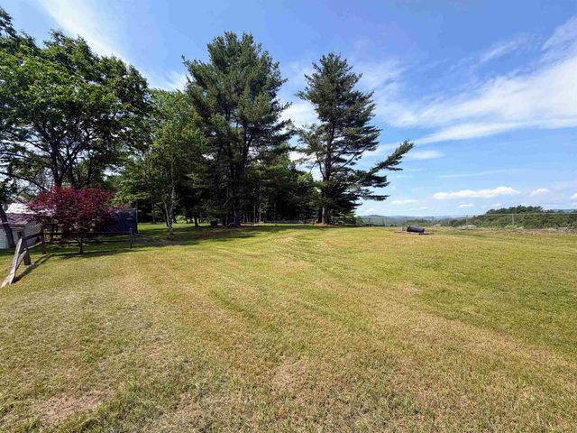 58 Reservoir Road, Springfield, VT 05156