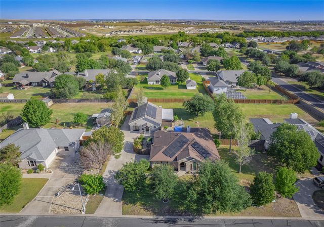 115 Guadalupe DR, Hutto, TX 78634