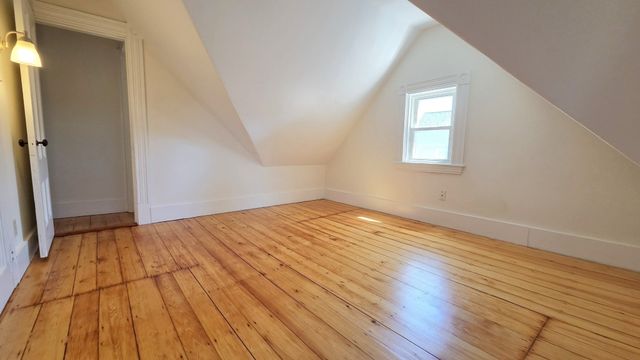 576 Trapelo Rd 2, Belmont, MA 02478