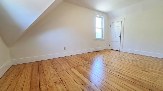 576 Trapelo Rd 2, Belmont, MA 02478