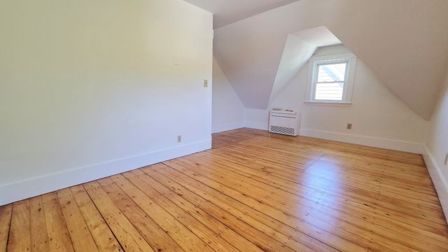 576 Trapelo Rd 2, Belmont, MA 02478
