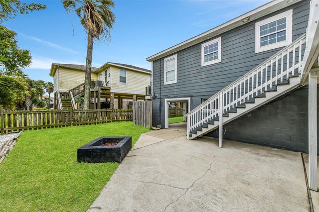 1110 64th Street, Galveston, TX 77551