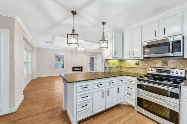 1110 64th Street, Galveston, TX 77551