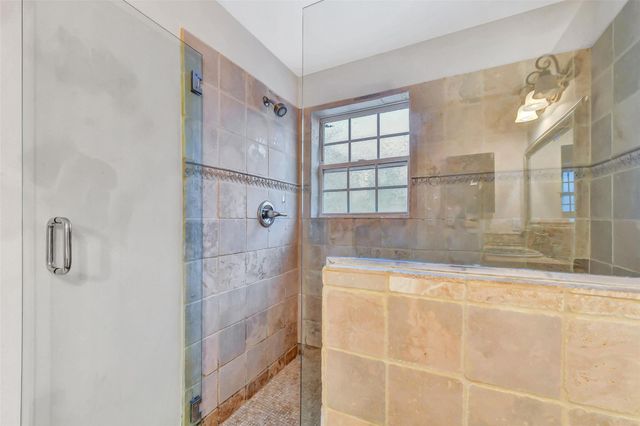 1110 64th Street, Galveston, TX 77551