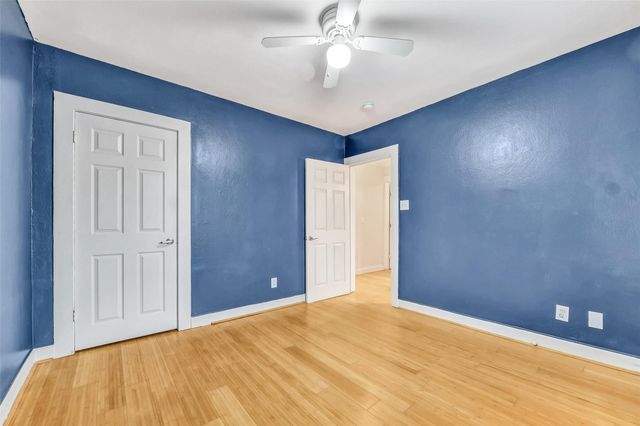 1110 64th Street, Galveston, TX 77551