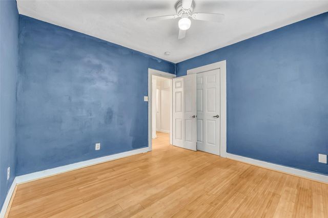 1110 64th Street, Galveston, TX 77551