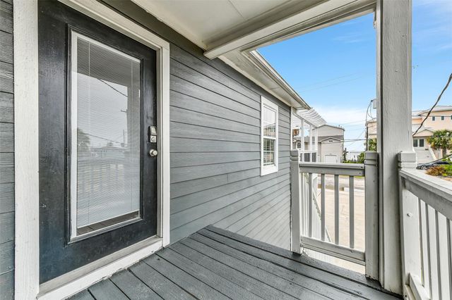 1110 64th Street, Galveston, TX 77551