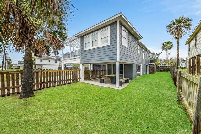 1110 64th Street, Galveston, TX 77551