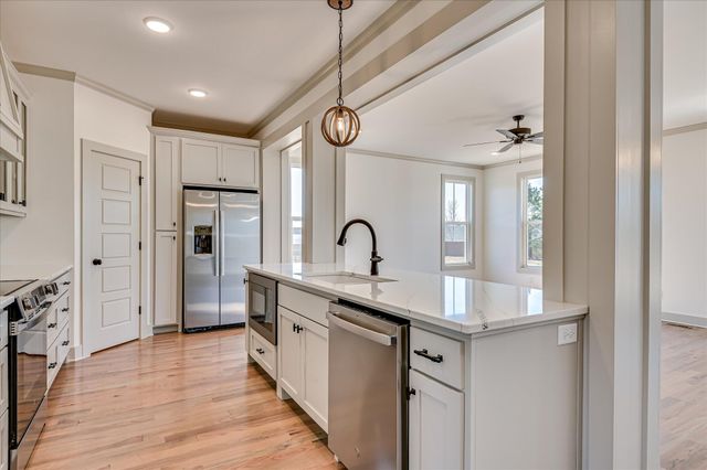 108 Meadow View Lane, Waynesboro, GA 30830