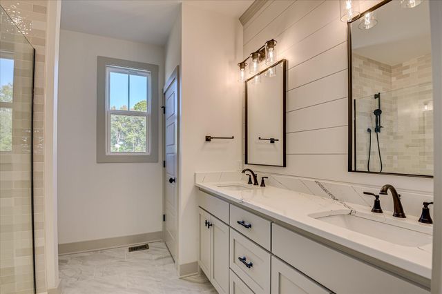 108 Meadow View Lane, Waynesboro, GA 30830