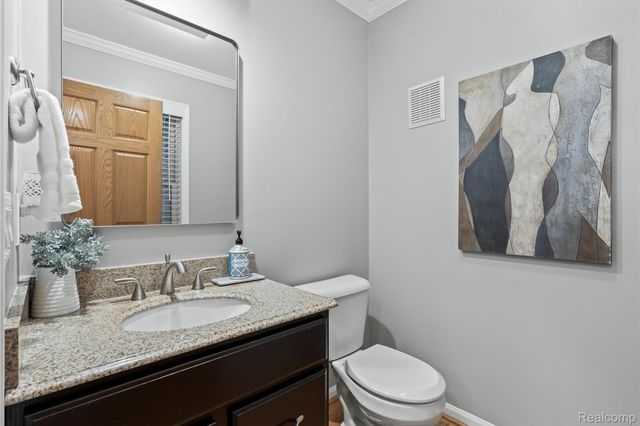 8301 Hyne Road, Brighton, MI 48114