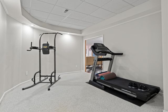 8301 Hyne Road, Brighton, MI 48114