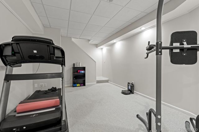 8301 Hyne Road, Brighton, MI 48114