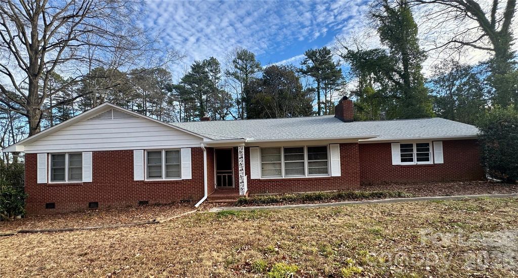 102 Ridge Drive, Stanley, NC 28164