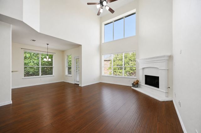 10105 Renwick Cove, Fort Worth, TX 76244
