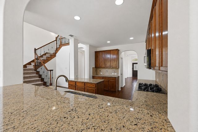 10105 Renwick Cove, Fort Worth, TX 76244
