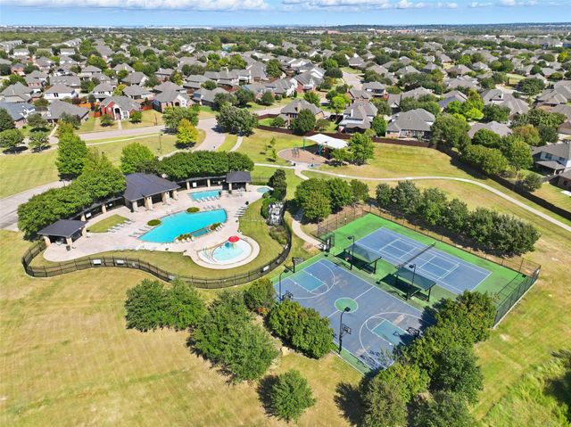 10105 Renwick Cove, Fort Worth, TX 76244