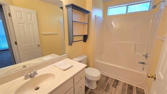 352 Olde Wick Trail, Hoschton, GA 30548