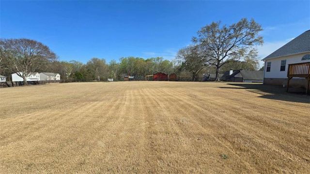 352 Olde Wick Trail, Hoschton, GA 30548