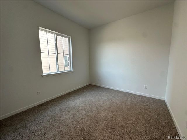 4065 Emerald Shore Dr, Loveland, CO 80538