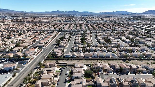 9861 Del Mar Heights, Las Vegas, NV 89183