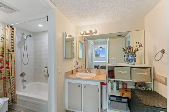 9400 Lime Bay Boulevard 214, Tamarac, FL 33321