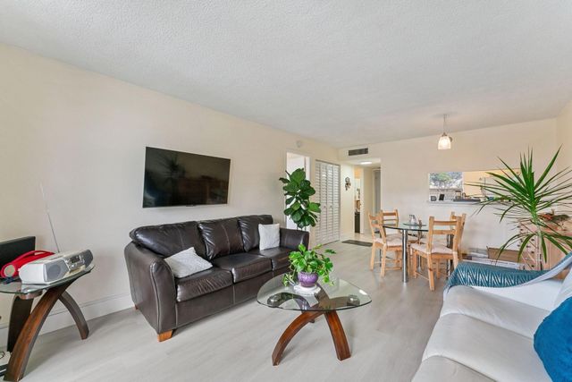 9400 Lime Bay Boulevard 214, Tamarac, FL 33321