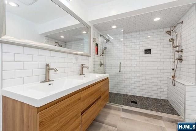 59 Bowers Lane, Closter, NJ 07624