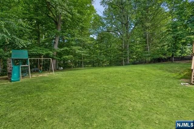 59 Bowers Lane, Closter, NJ 07624