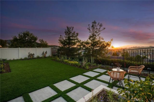 17111 Silk Tree Way, Canyon Country, CA 91387