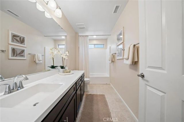 17111 Silk Tree Way, Canyon Country, CA 91387