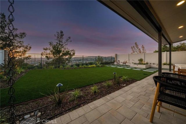 17111 Silk Tree Way, Canyon Country, CA 91387