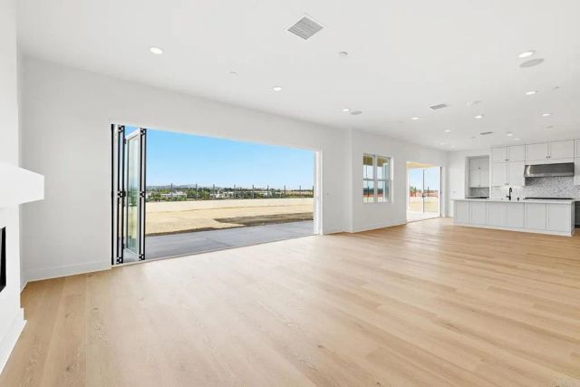 2057 Verne View, Carlsbad, CA 92008