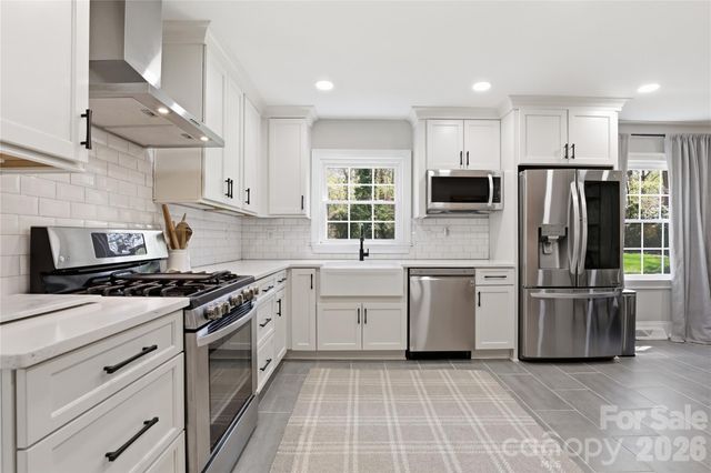 2732 Temple Lane, Charlotte, NC 28205