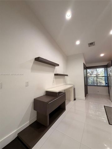 4309 Pine Ridge Ct, Weston, FL 33331