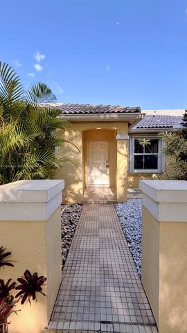 4309 Pine Ridge Ct, Weston, FL 33331