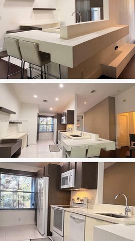 4309 Pine Ridge Ct, Weston, FL 33331