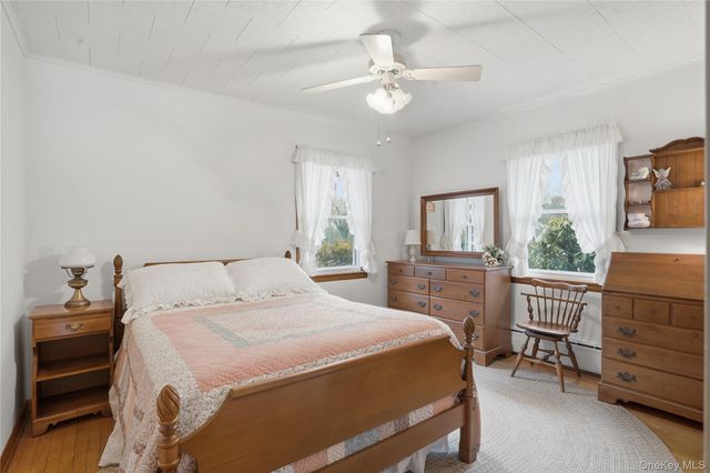 17 Academy Avenue, Sparrowbush, NY 12780